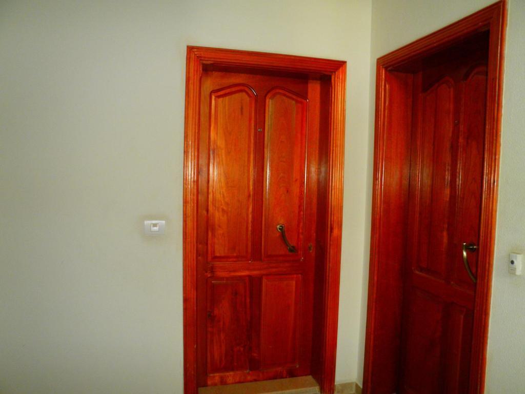 Stone Chalets Fārayyā 部屋 写真