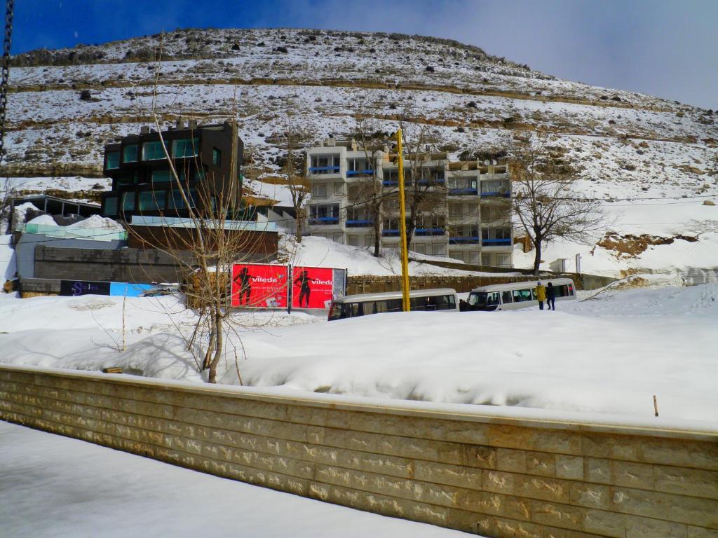 Stone Chalets Fārayyā 部屋 写真