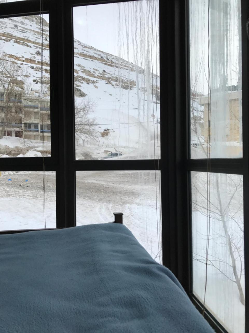 Stone Chalets Fārayyā エクステリア 写真